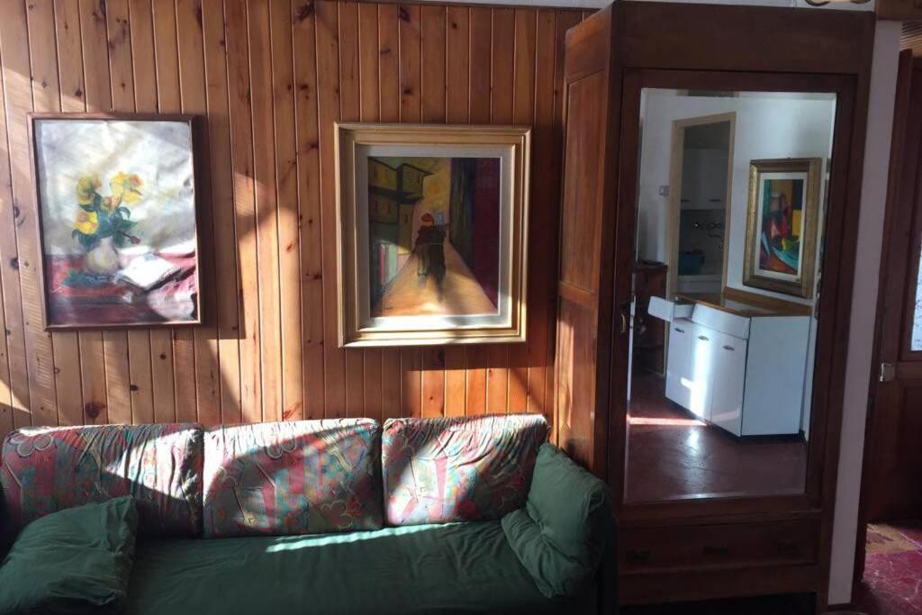 Nel Set Di Piccolo Mondo Antico Villa Viola Valsolda Luaran gambar